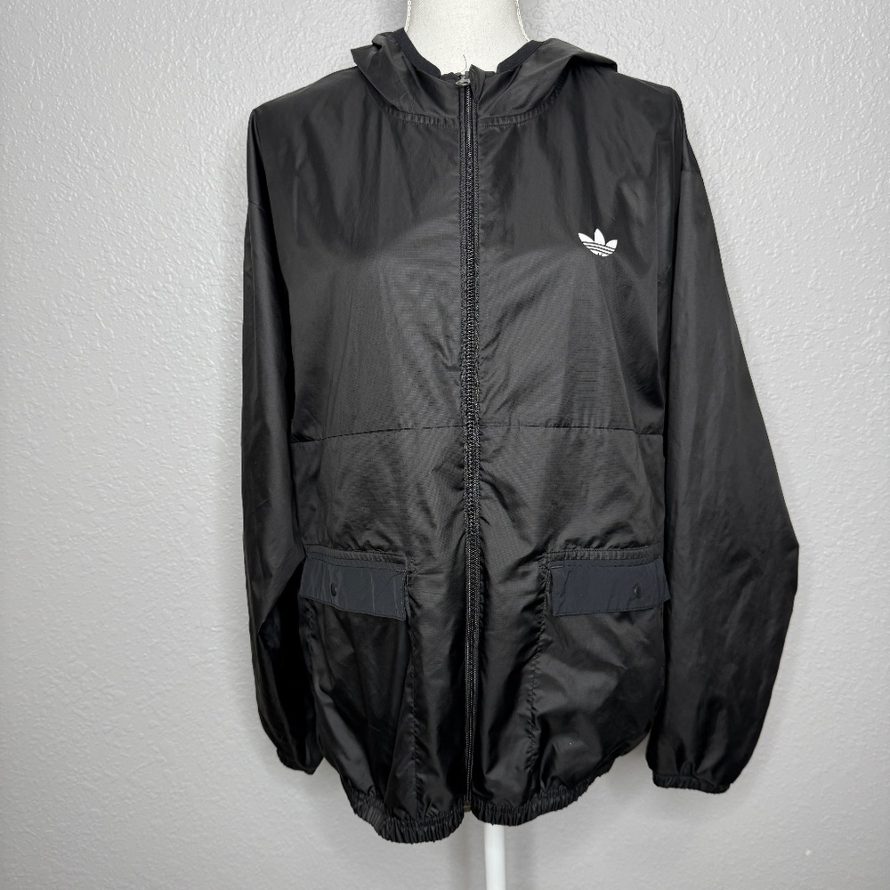 Adidas Unisex  Black Windbreaker hoodie with zipper closure & pockets in front